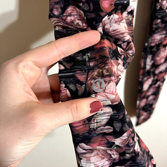 Lululemon Floral Leggings Size 4 - Picture 4 of 5